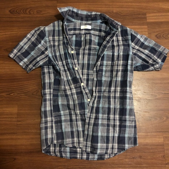 Uniqlo plaid shirt button up top - Picture 1 of 5